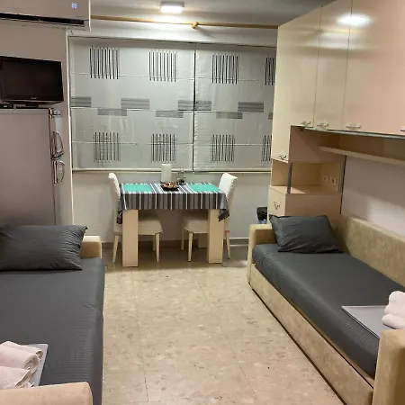 Piazza Center تيرانا